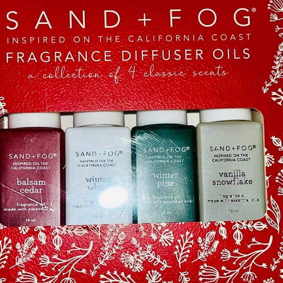 SAND + FOG Fragrance Diffuser Oils Collection of 4 Holiday Scents NIB - Picture 3 of 3
